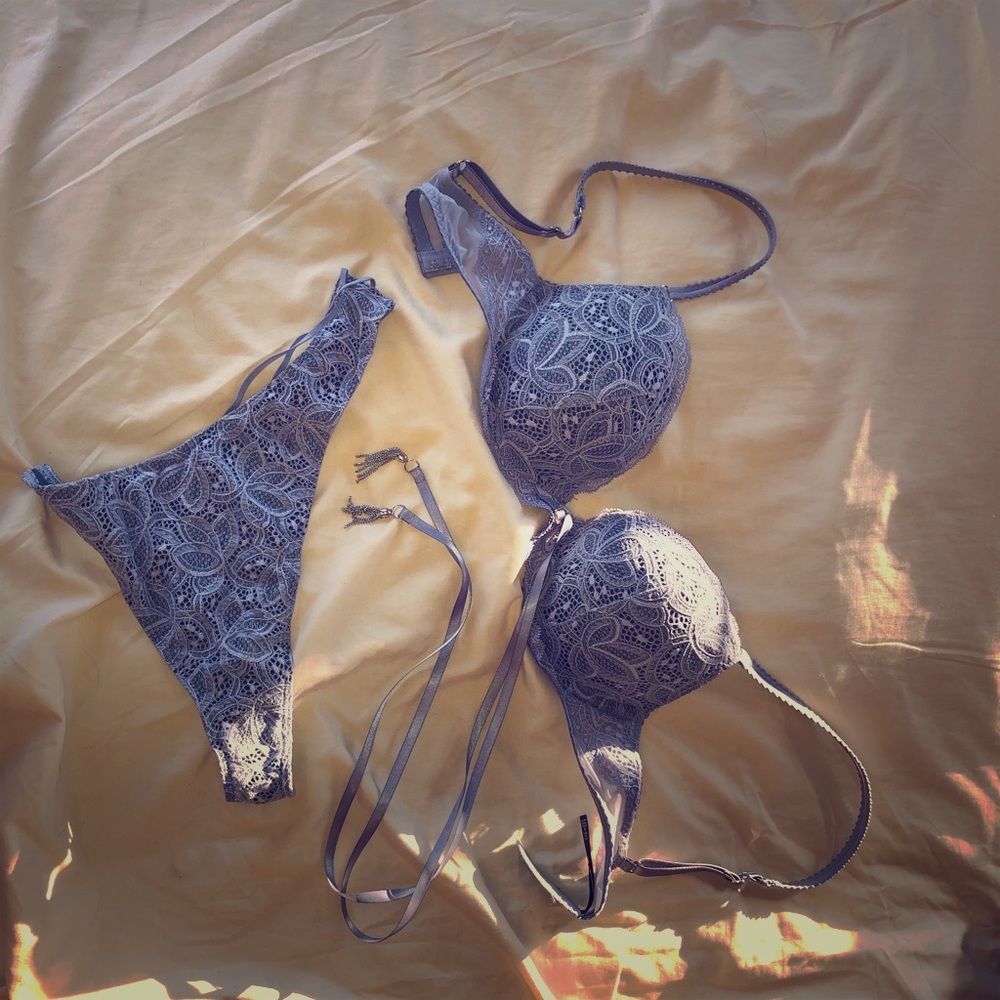 Victoria’s Secret Lavender Brocade lace Bra/Panty